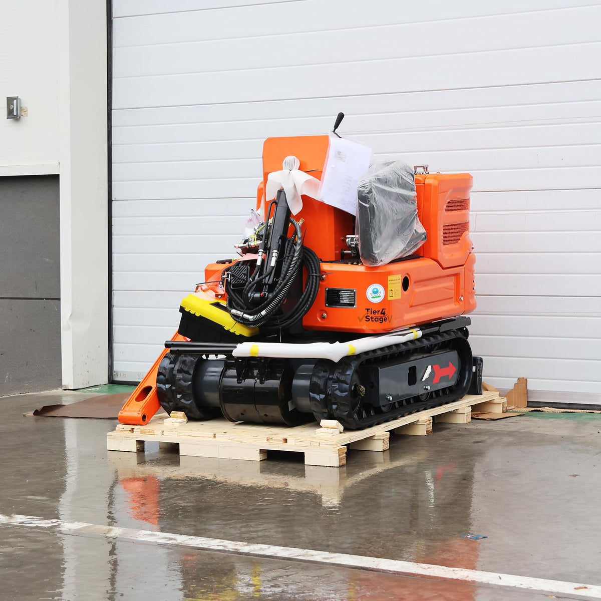 DS-15WPRO, New 1.2 Ton Crawler B&S Gasoline 90% Pre-Assembled Mini Excavator, with Quick Coupler, Ripper, Rake, Toothless Bucket, Grapple, Auger, Hydraulic Hammer Breaker Kit, Work for Any Occasions