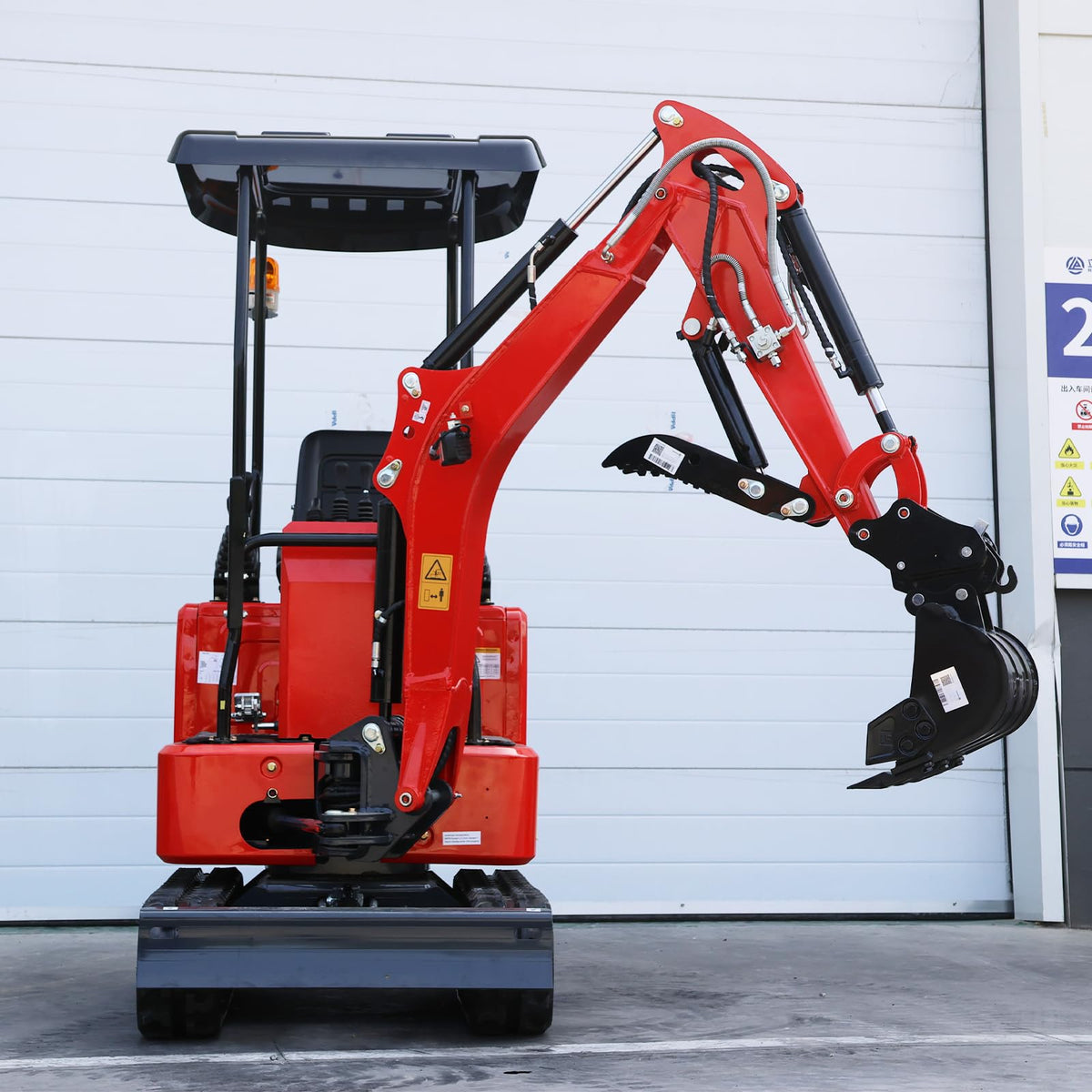 Machpro 1.4 Ton Mini Excavator with Kubota-Diesel Engine and Side Swing Boom, Compact Crawler Excavator for Trenching, Landscaping and Construction, Include Delivery & Unloading（90% pre-assembled）