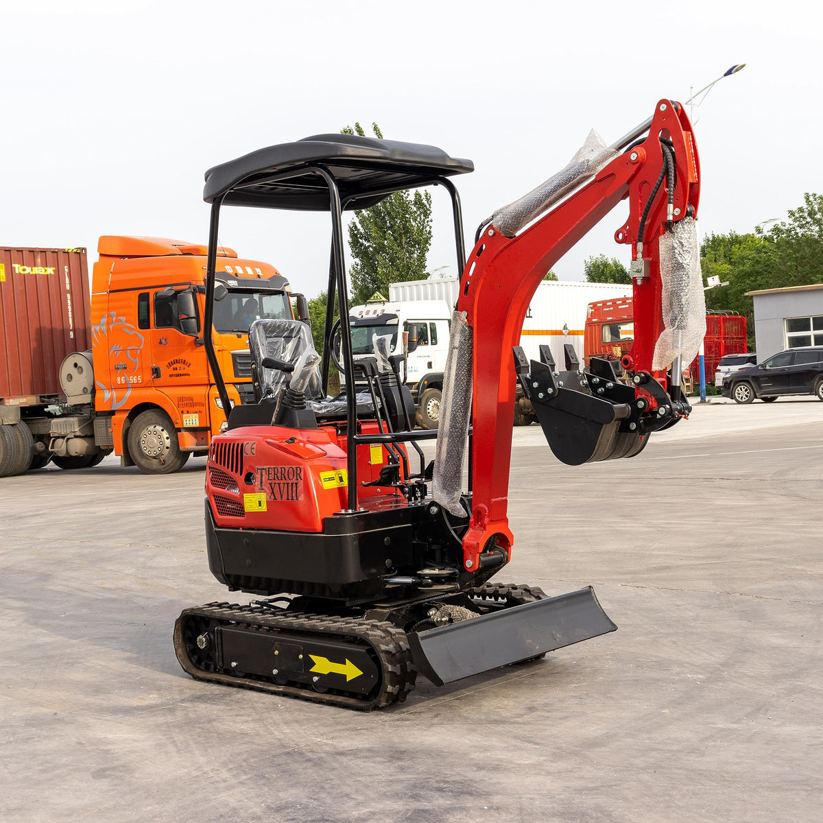 4,000 lbs Terror XVIII Mini Excavator, EPA Certified USA KUBOTA D902 Diesel Machine for Garden, Farms, Parks, Roads – Ideal for Digging, Drilling, Bull-Dozing
